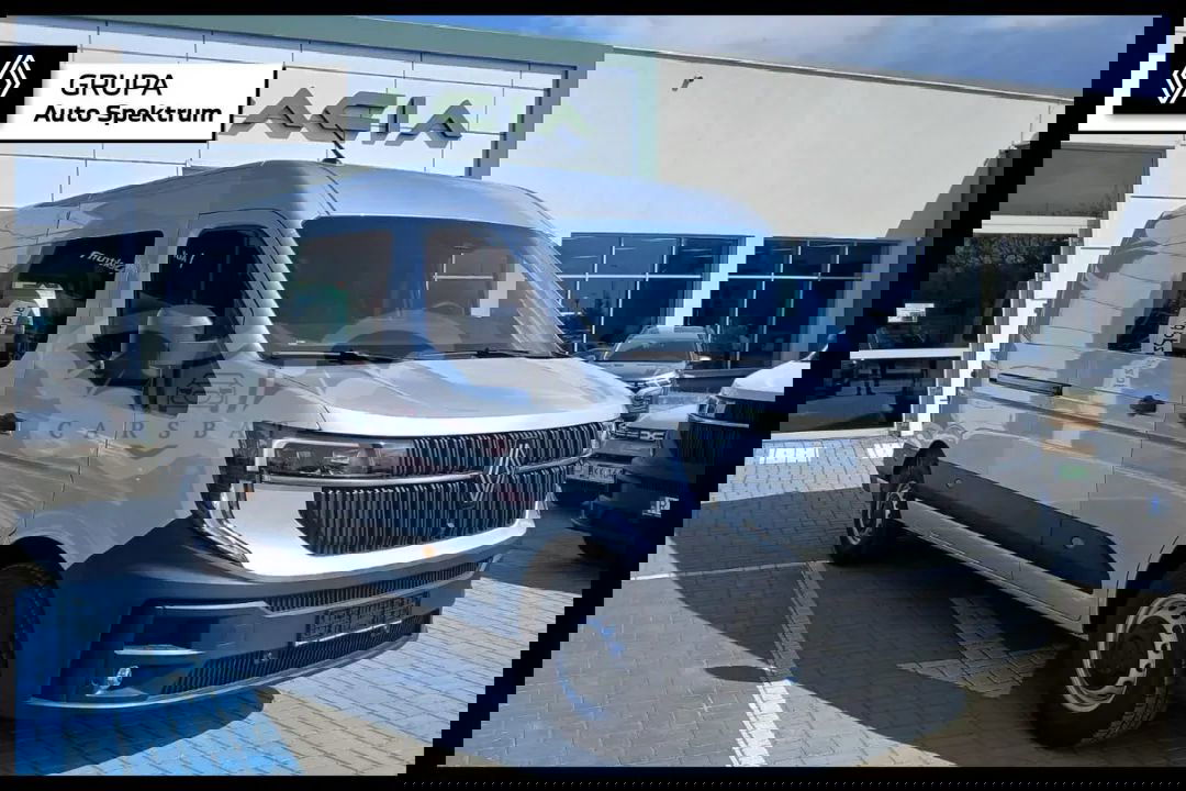 Renault Master 2025