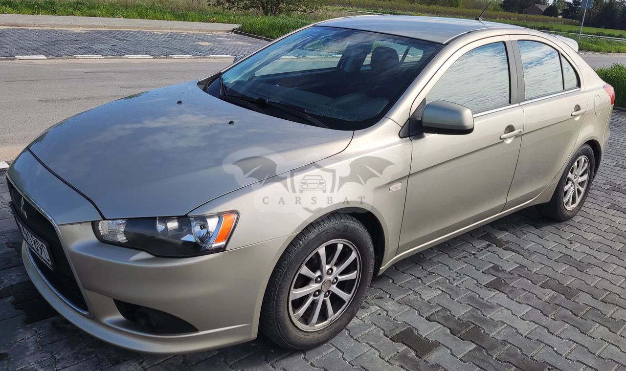 Mitsubishi Lancer IX 1.8 Invite 2011