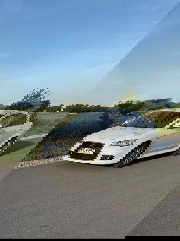 Mitsubishi Lancer IX 1.6 Intense 2015