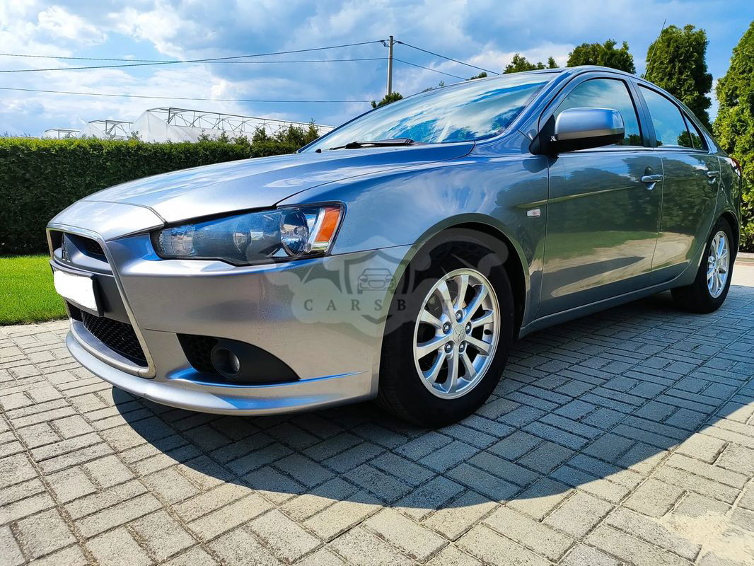 Mitsubishi Lancer IX 1.6 Invite 2011