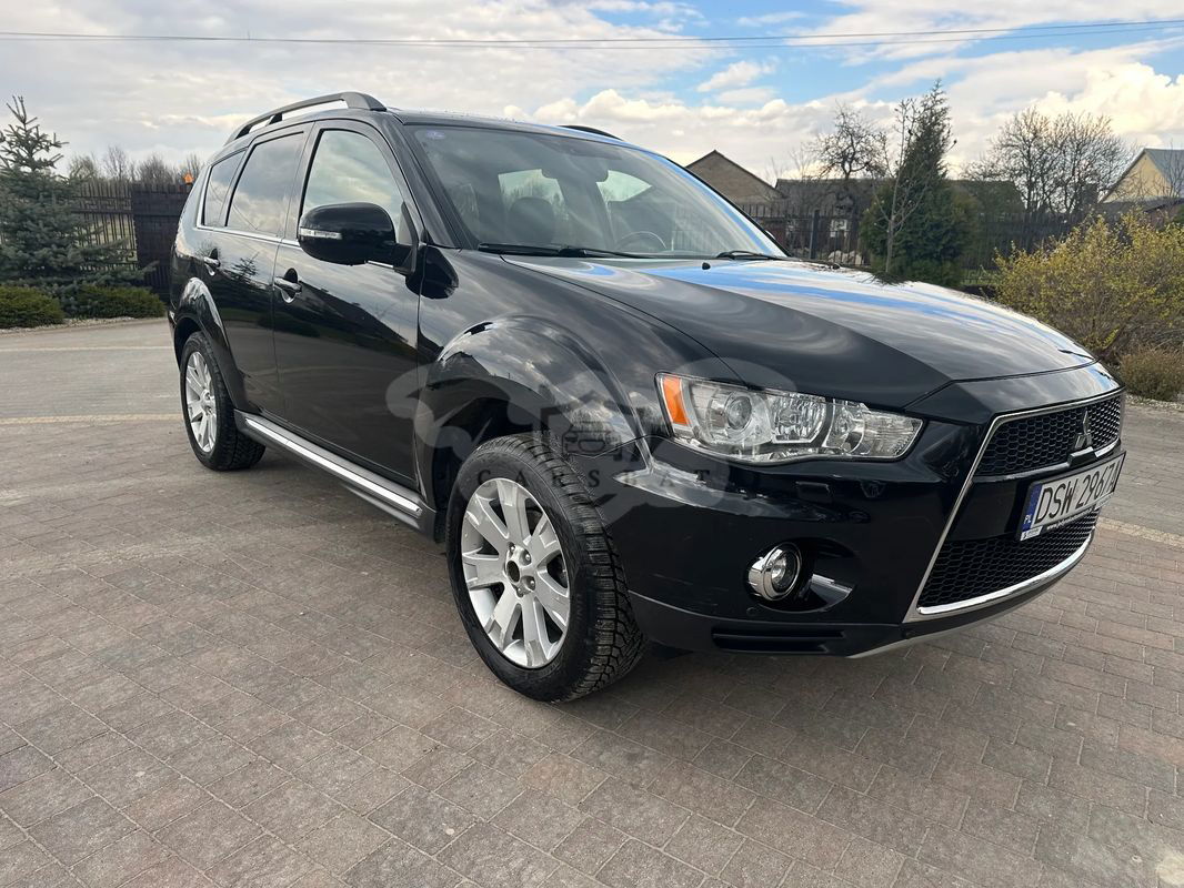 Mitsubishi Outlander III 2012