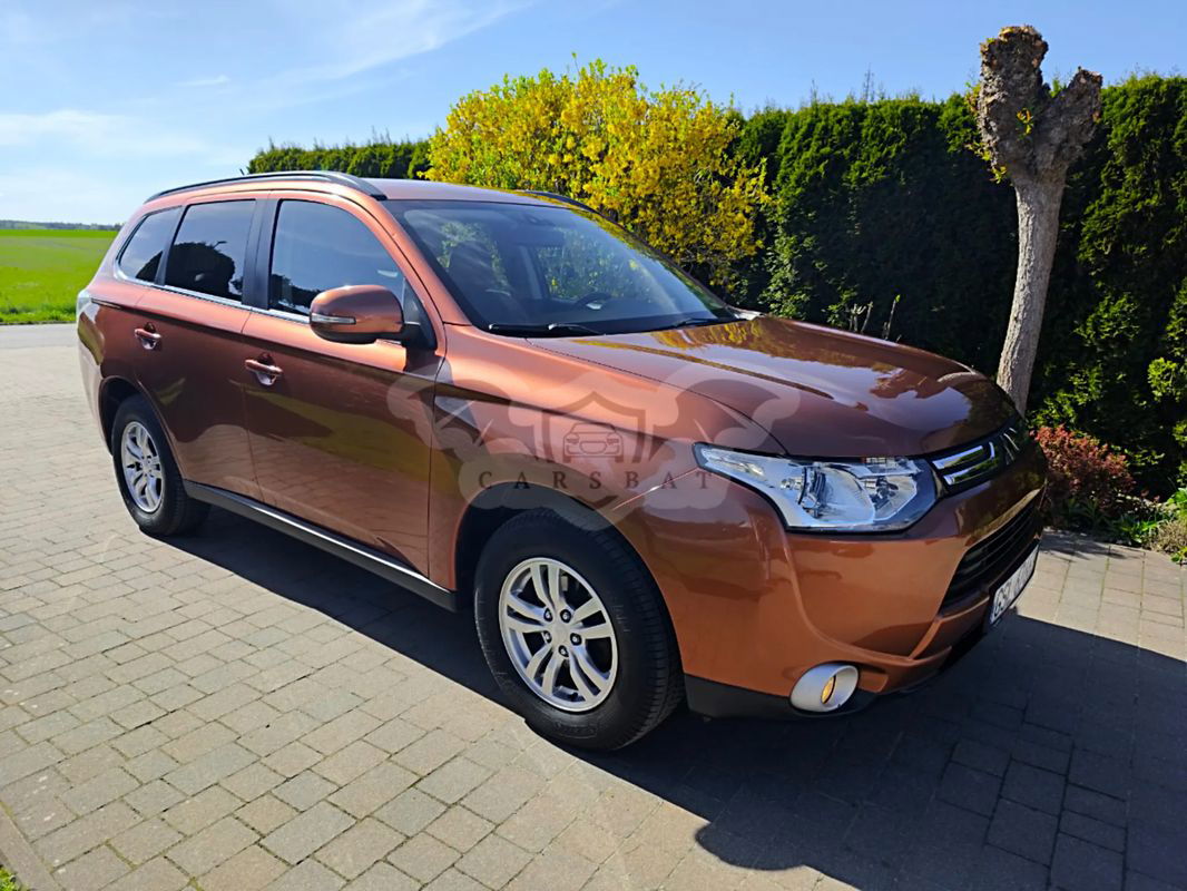 Mitsubishi Outlander III 2013