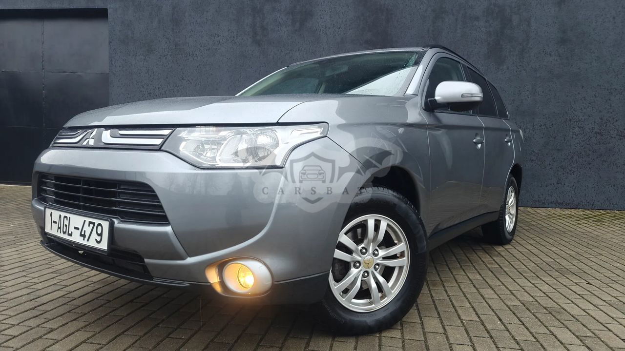 Mitsubishi Outlander III 2.2 DI-D 2WD Invite 2013