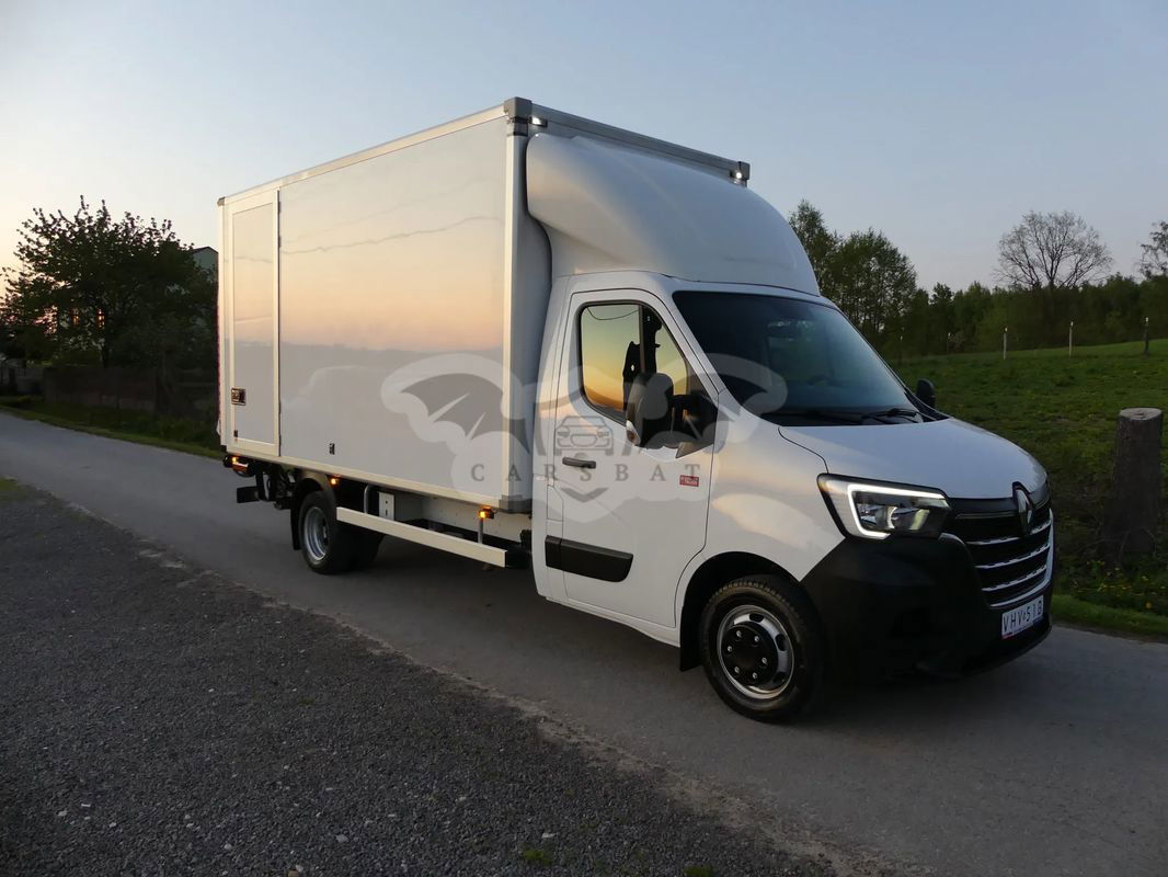 Renault Master 2021