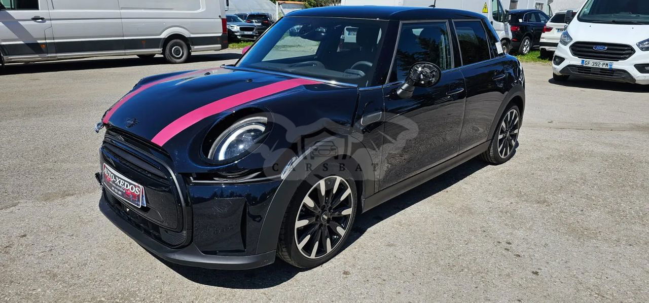 Mini Cooper Classic Trim 2024