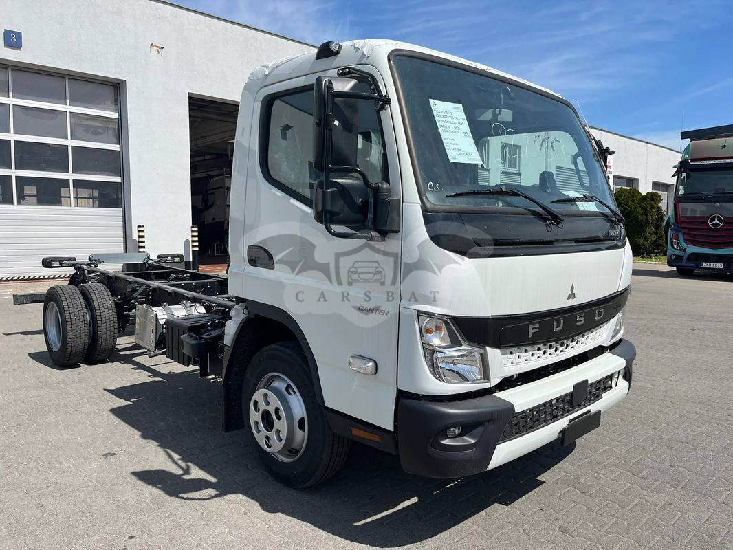 Mitsubishi Fuso Canter 2024