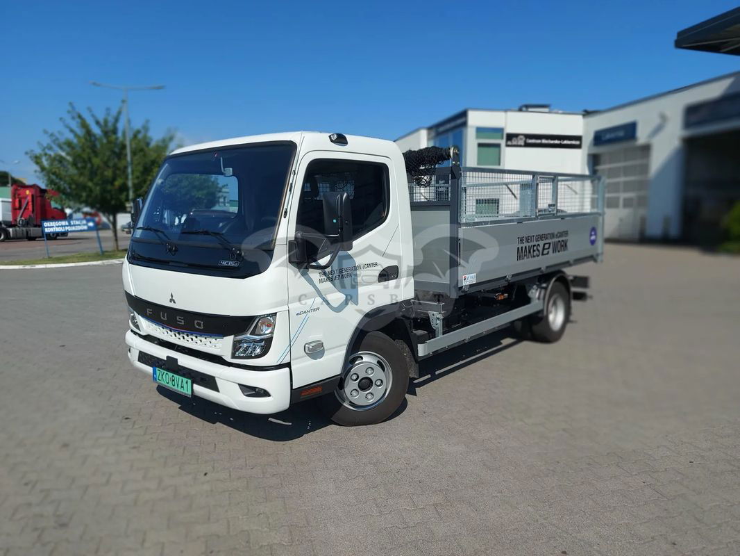 Mitsubishi Fuso Canter 2024