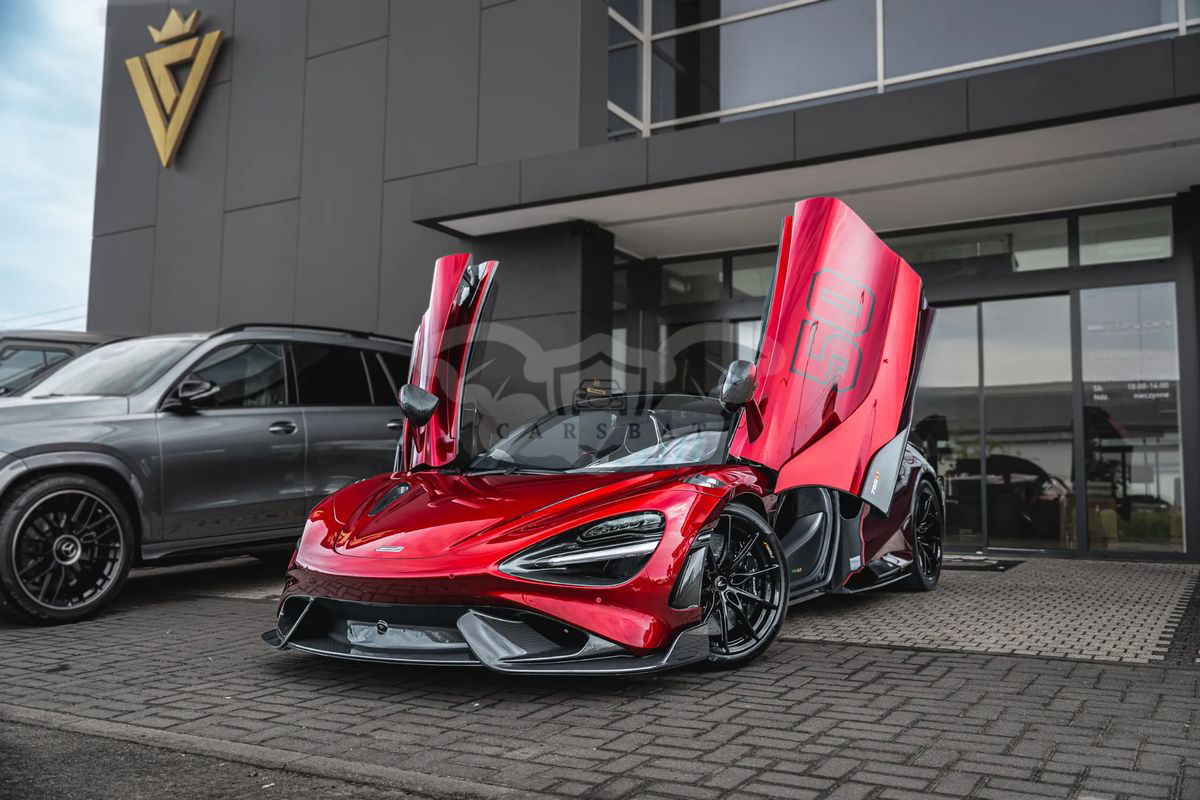 McLaren 765LT 2022