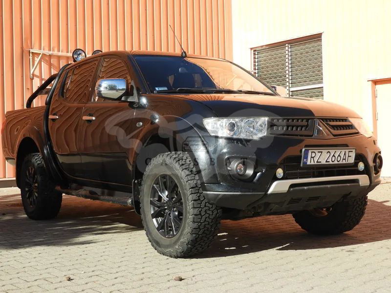 Mitsubishi L200 2.5 DID DC Intense + HP 2014