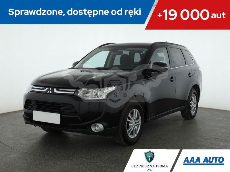 Mitsubishi Outlander III 2013