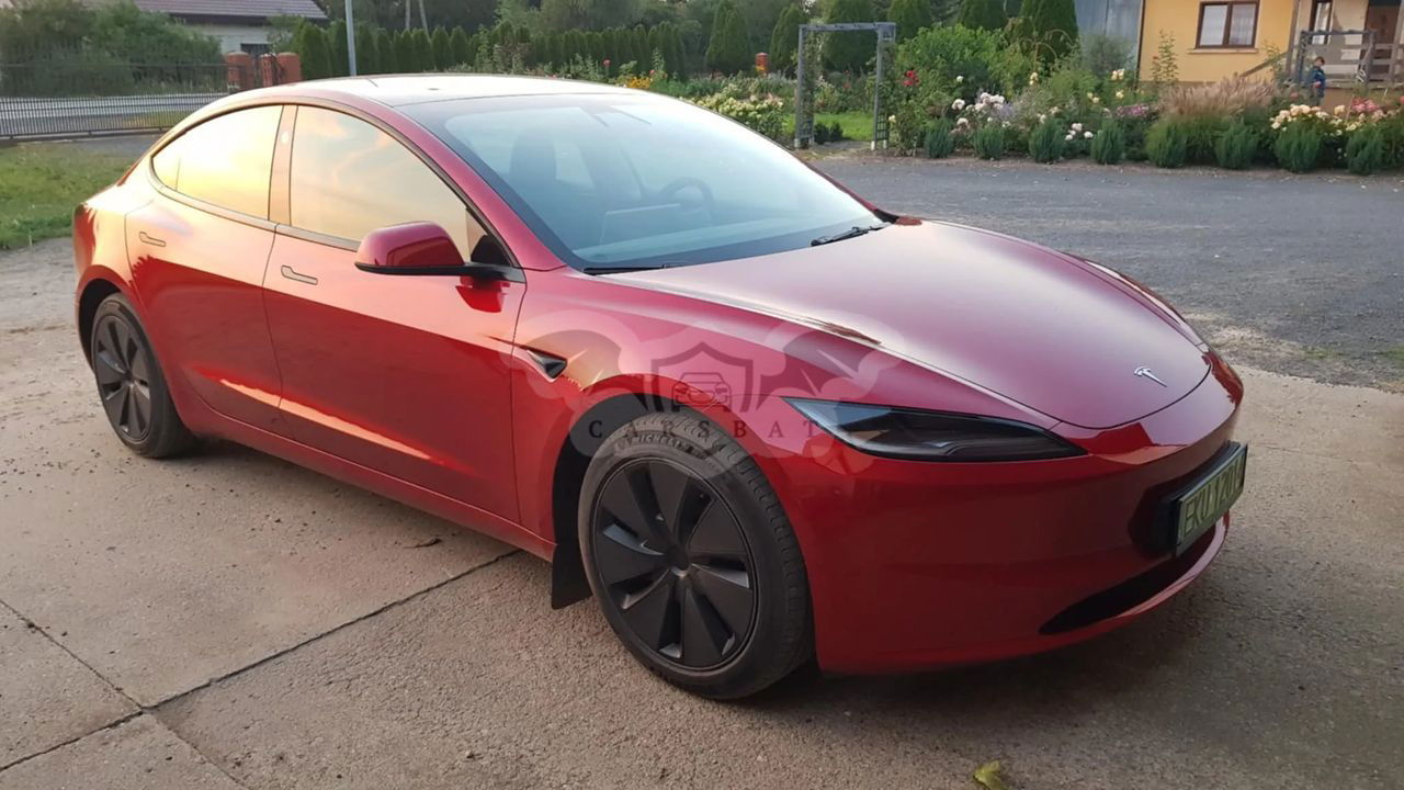 Tesla Model 3 2023
