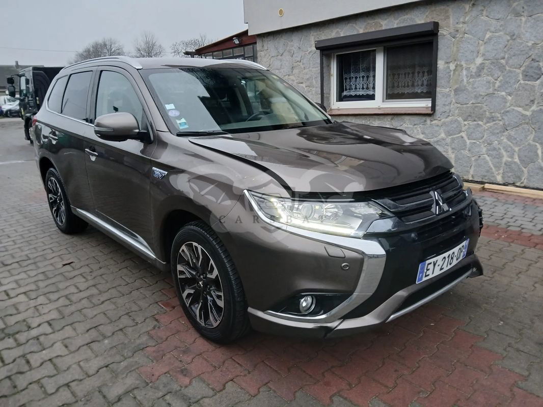 Mitsubishi Outlander III PHEV Intense + 2018