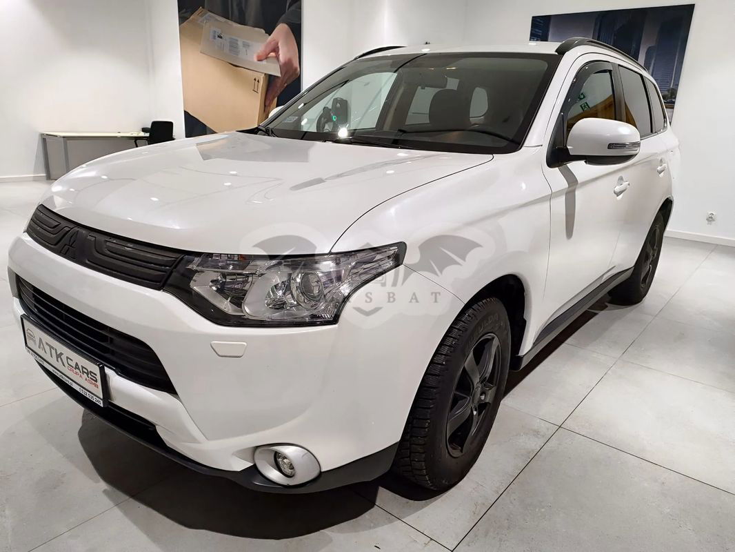 Mitsubishi Outlander II 2.2 DID Intense 2012