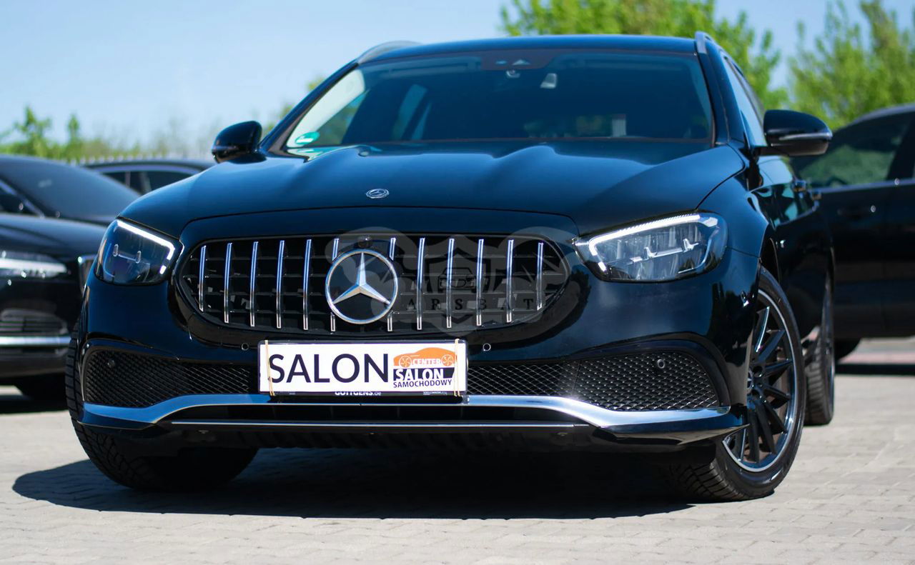 Mercedes-Benz E W213 300 T 9G-TRONIC Avantgarde 2020