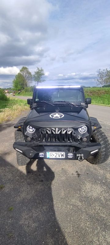 Jeep Wrangler III Unlimited 3.8 Sahara 2010