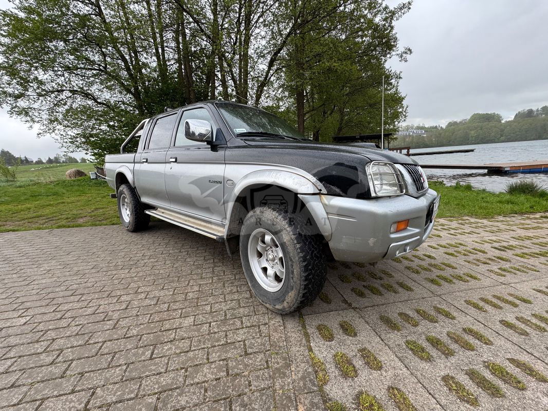 Mitsubishi L200 2.5 TD Intense 2003