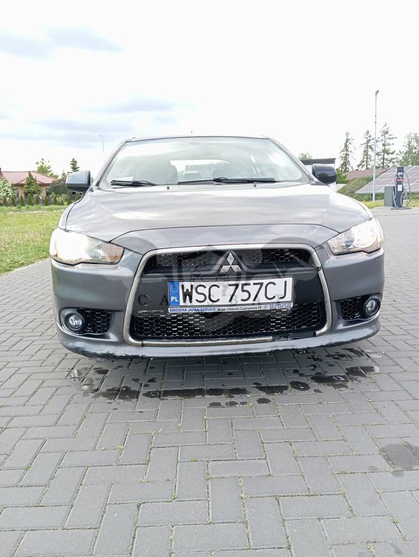 Mitsubishi Lancer VIII 1.8 Invite 2010