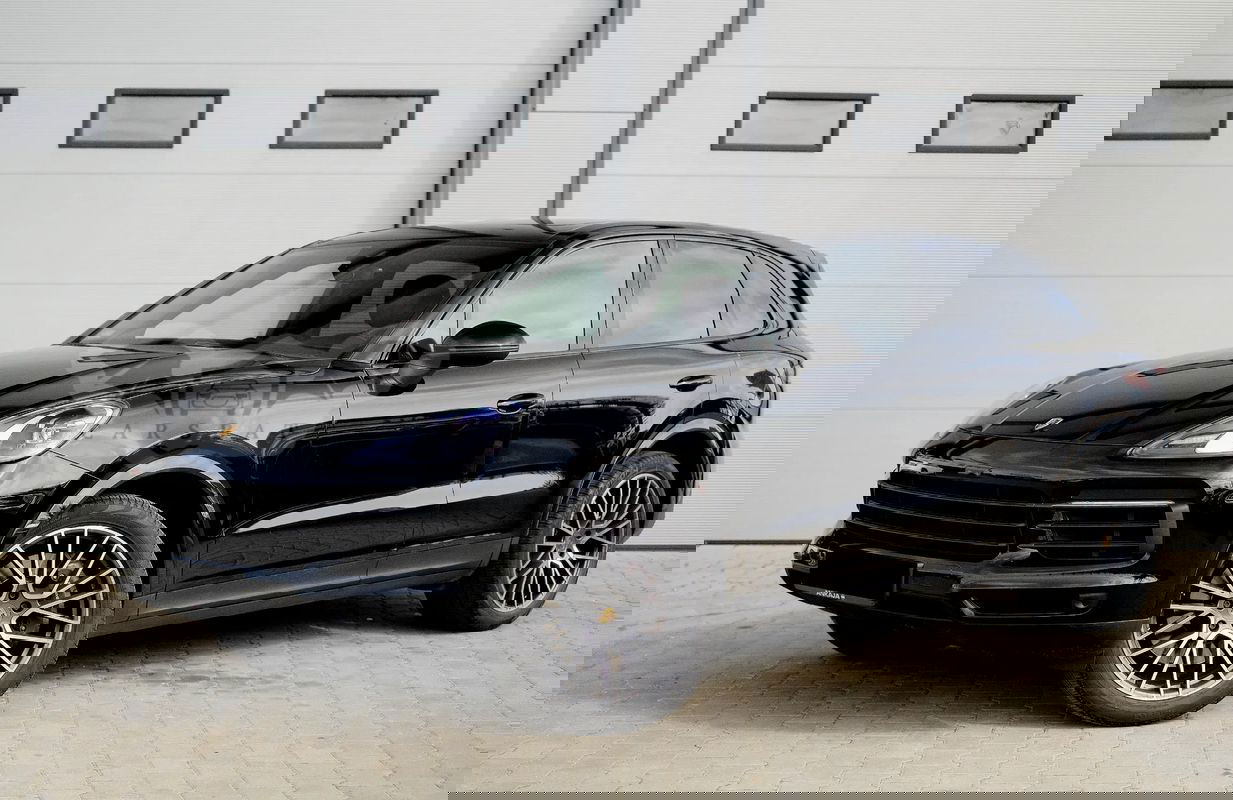 Porsche Cayenne III 2021