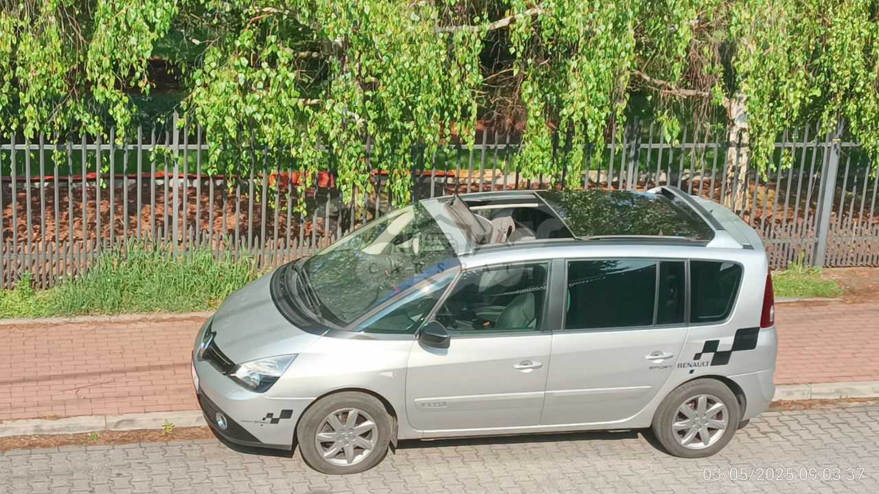 Renault Espace IV 2.0 dCi Initiale ESM 2013