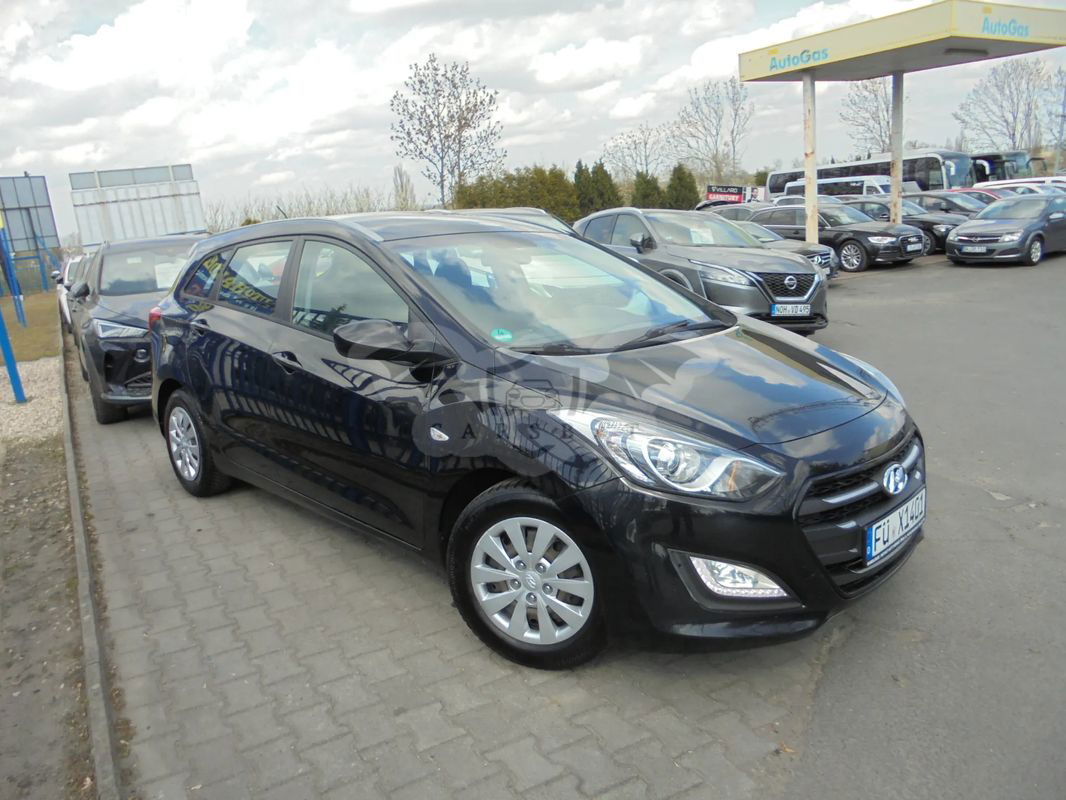 Hyundai i30 II i30cw 1.6 CRDi Trend 2016