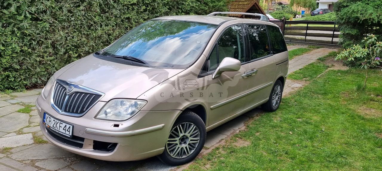 Lancia Phedra 2010