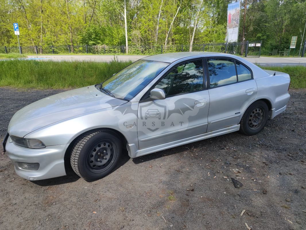 Mitsubishi Galant VIII 2001