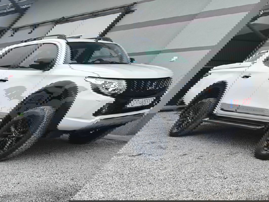 Mitsubishi L200 2.4 d DC Black Edition EU6 2018