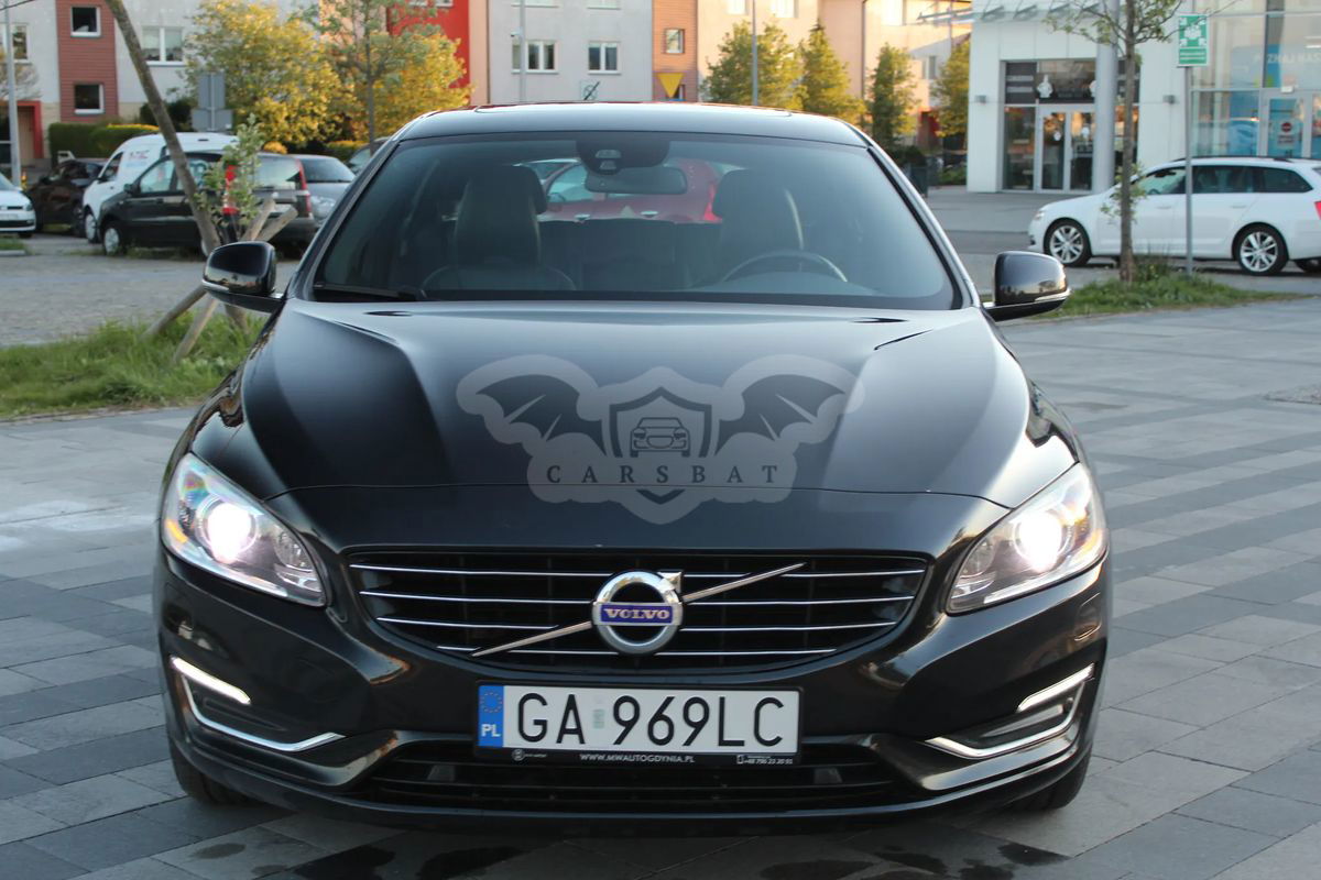 Volvo V60 I D6 AWD Plug-in Hybrid Summum 2013