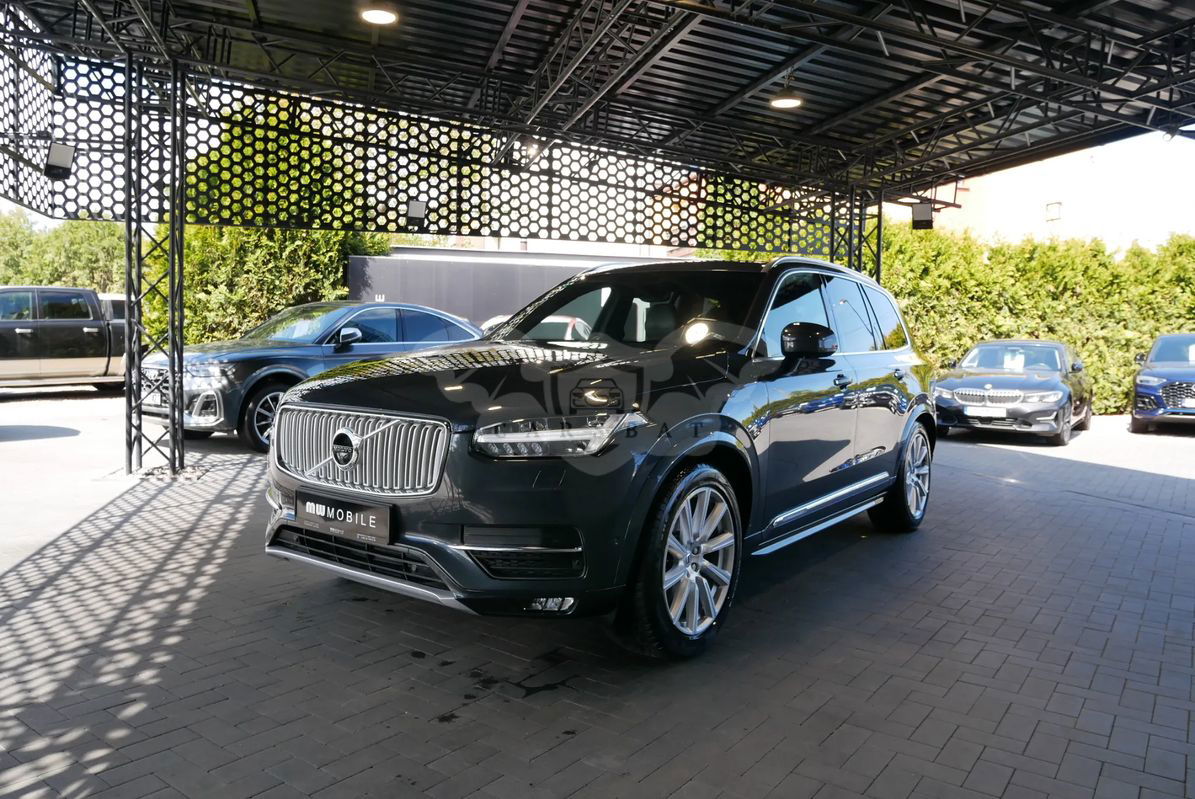 Volvo XC90 II D5 AWD Momentum 7os 2018