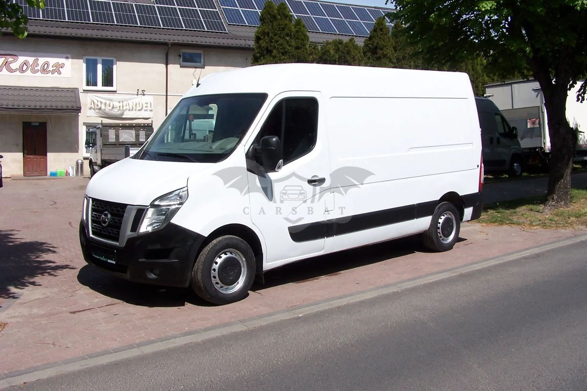 Nissan NV400 2017