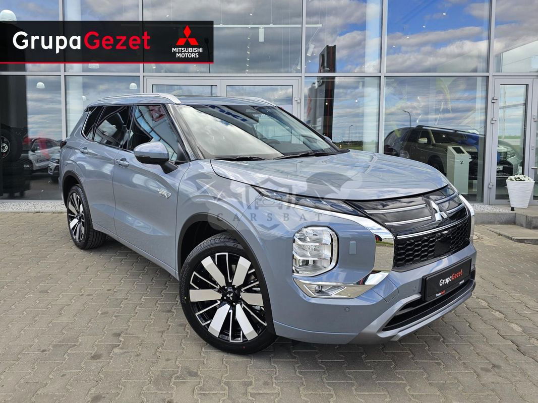 Mitsubishi Outlander IV 2025