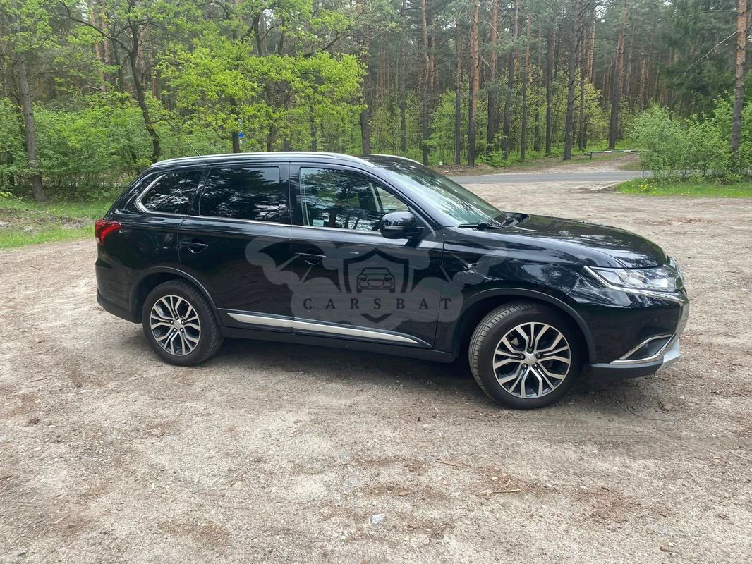 Mitsubishi Outlander III 2016