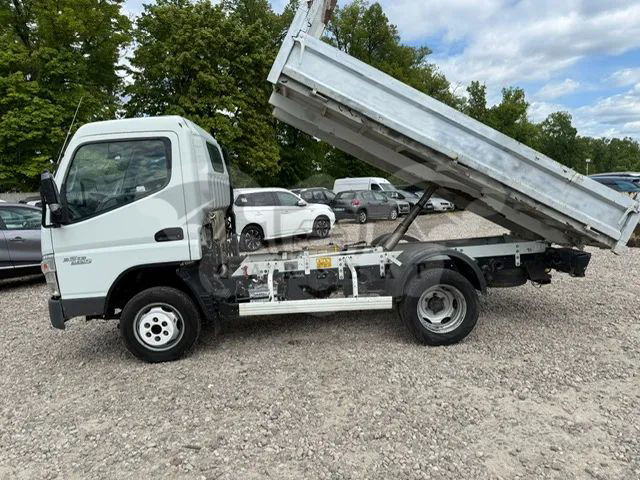 Mitsubishi Fuso Canter 2009