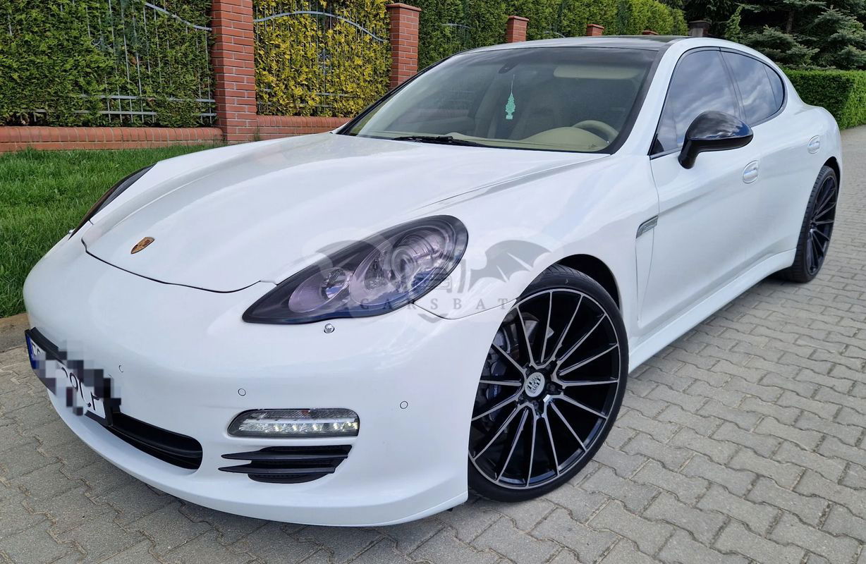 Porsche Panamera Diesel 2012