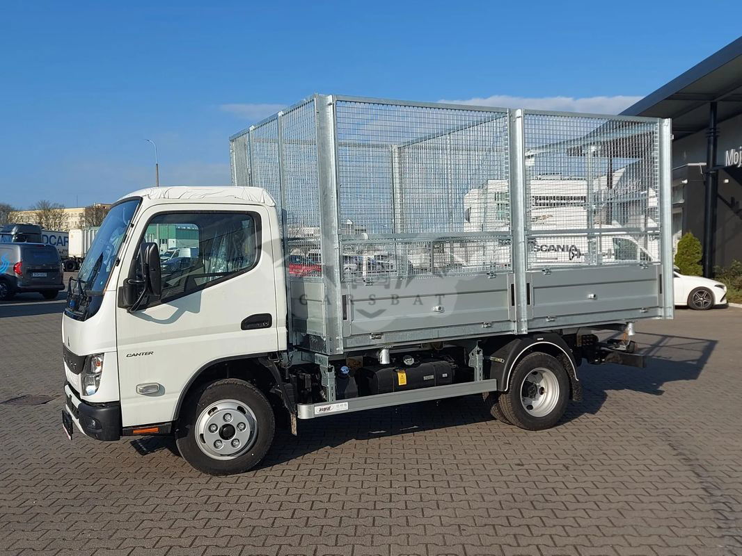 Mitsubishi Fuso Canter 2025