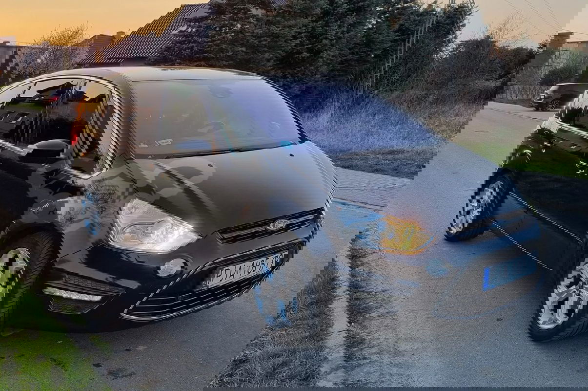 Ford S-Max I 2.2 TDCi DPF Titanium 2012