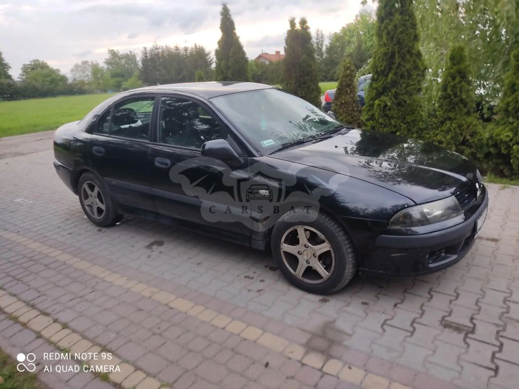 Mitsubishi Carisma II 2004