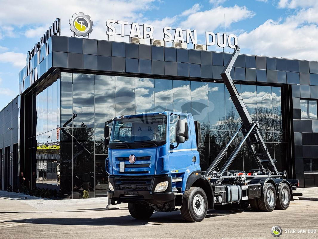 Tatra Phoenix 2015