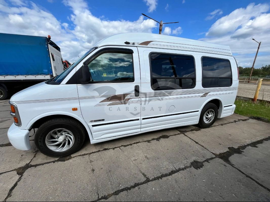 Chevrolet Express 2000