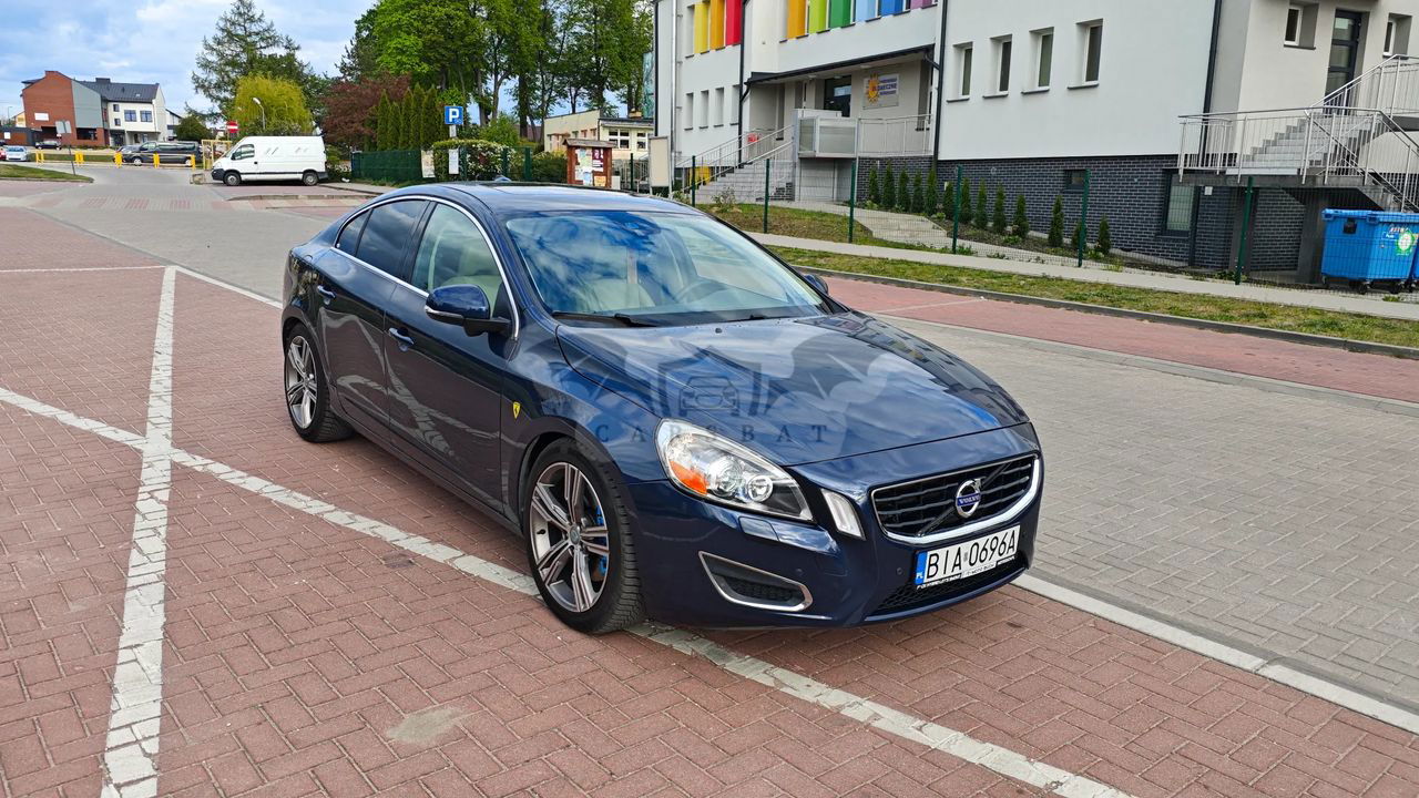 Volvo S60 II 2011