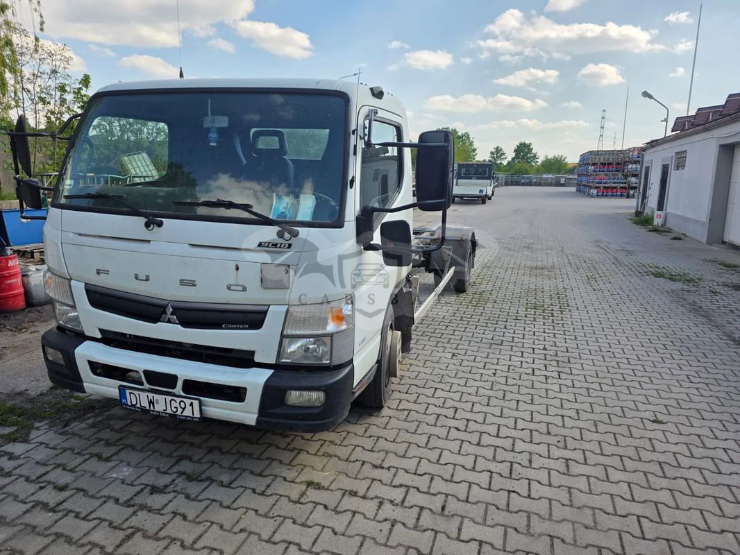 Mitsubishi Fuso Canter 2019