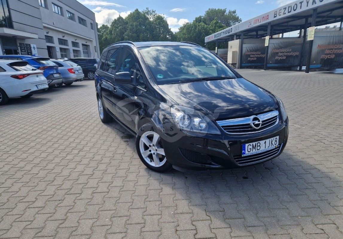 Opel Zafira B 2013