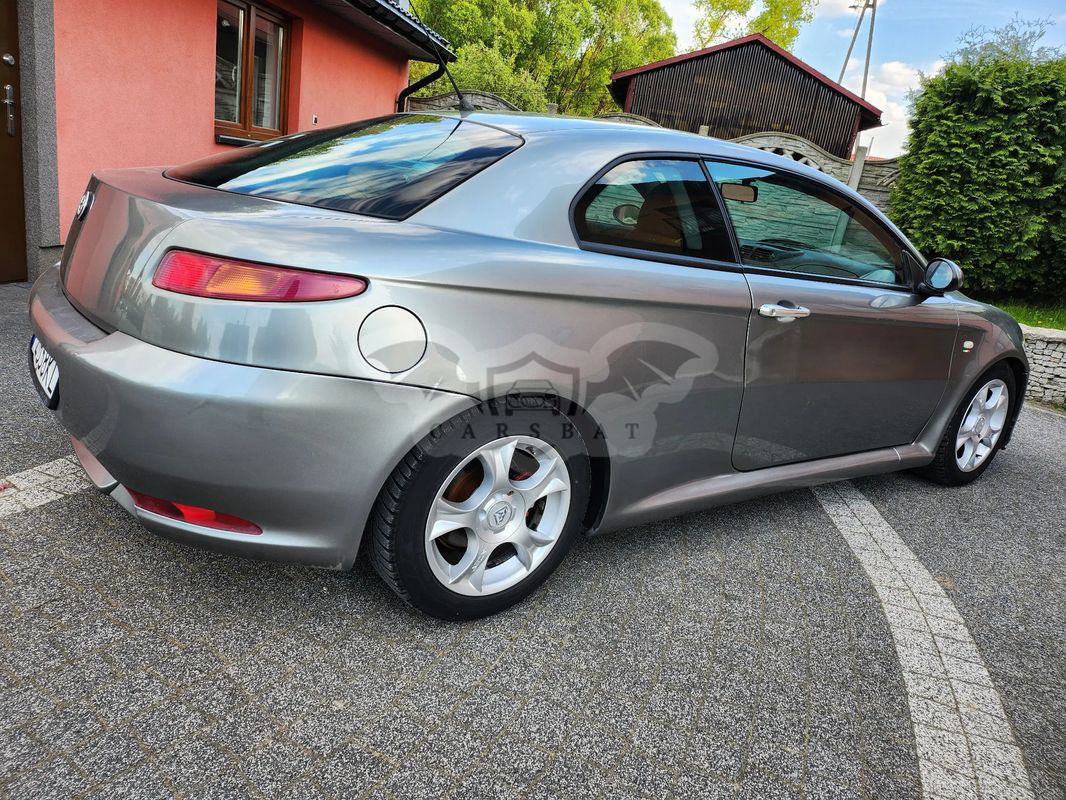 Alfa Romeo GT 2005