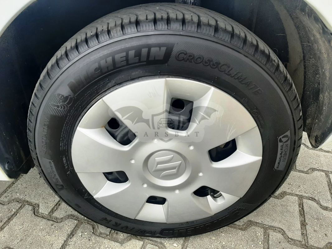 Suzuki Swift V 1.3 GLX / Comfort 2010
