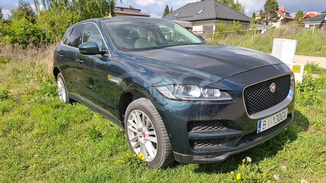 Jaguar F-Pace 2016