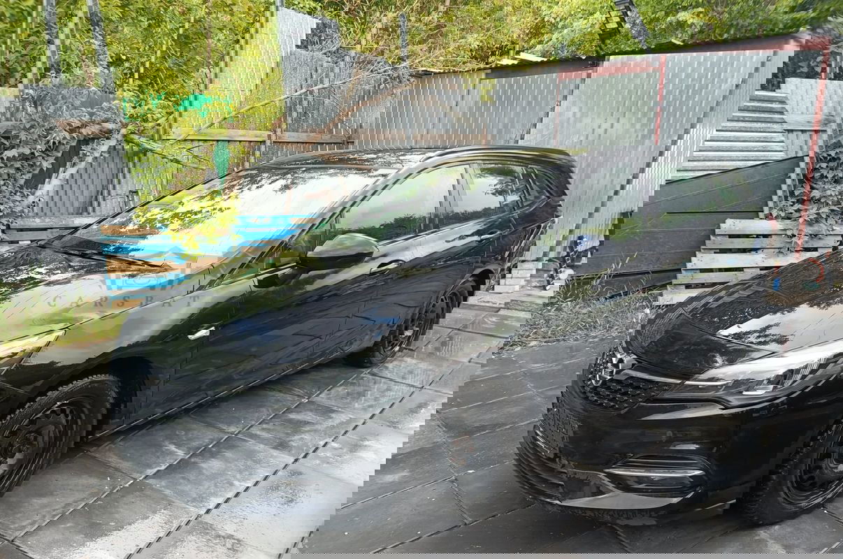 Opel Astra L 2022