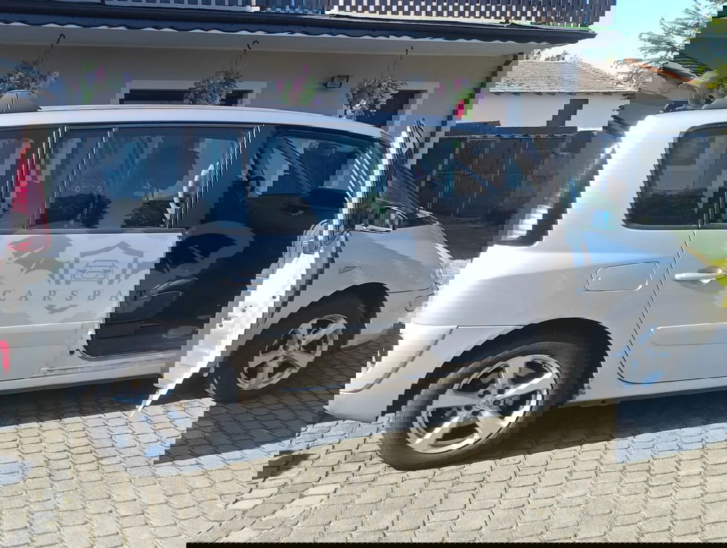 Renault Espace IV 2008
