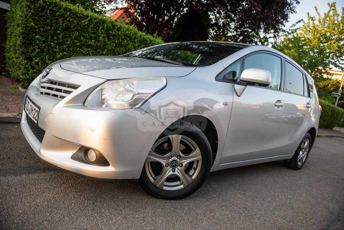 Toyota Verso 1.8 7-Sitzer Executive 2012