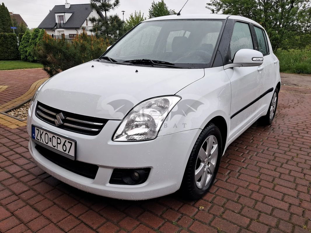 Suzuki Swift IV 1.3 Limited 25 2010