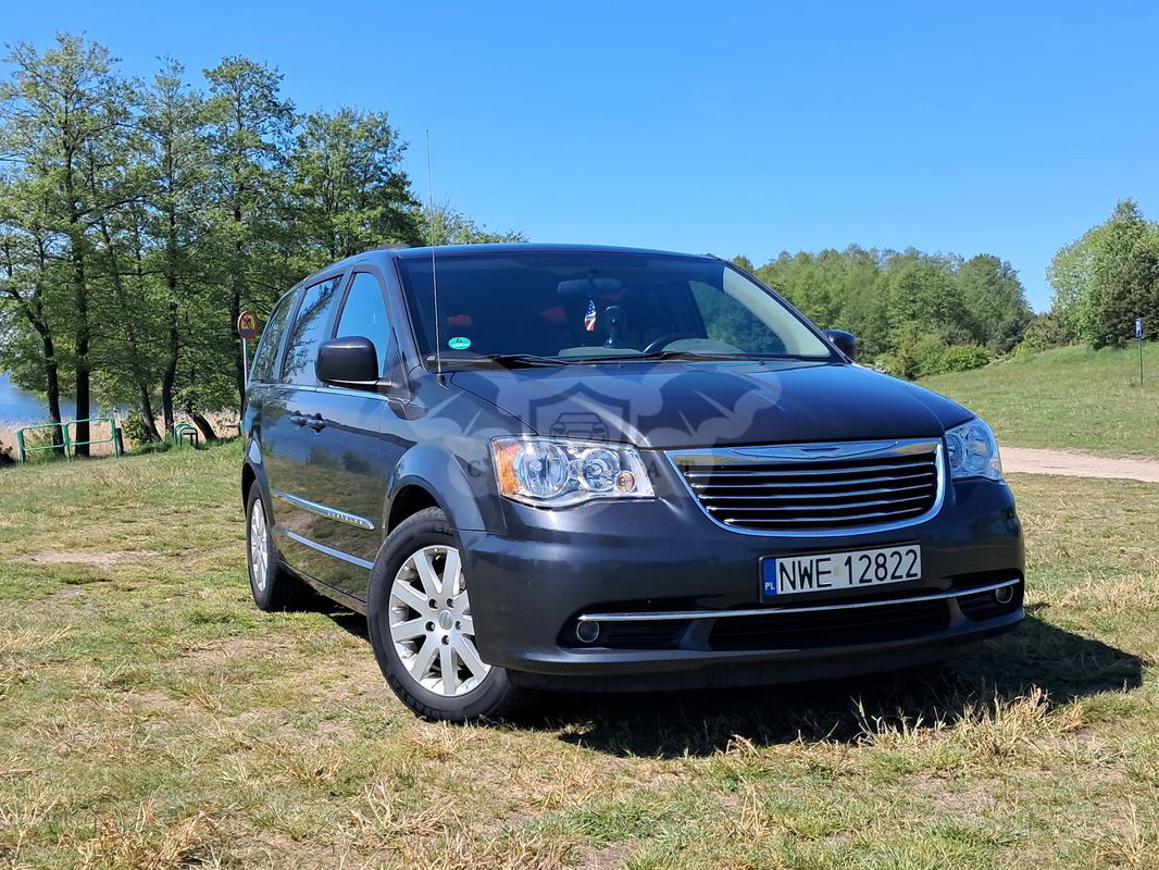 Chrysler Town & Country V 2011